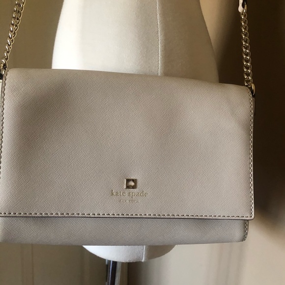 Kate 🖤 Spade Crossbody - Picture 2 of 8